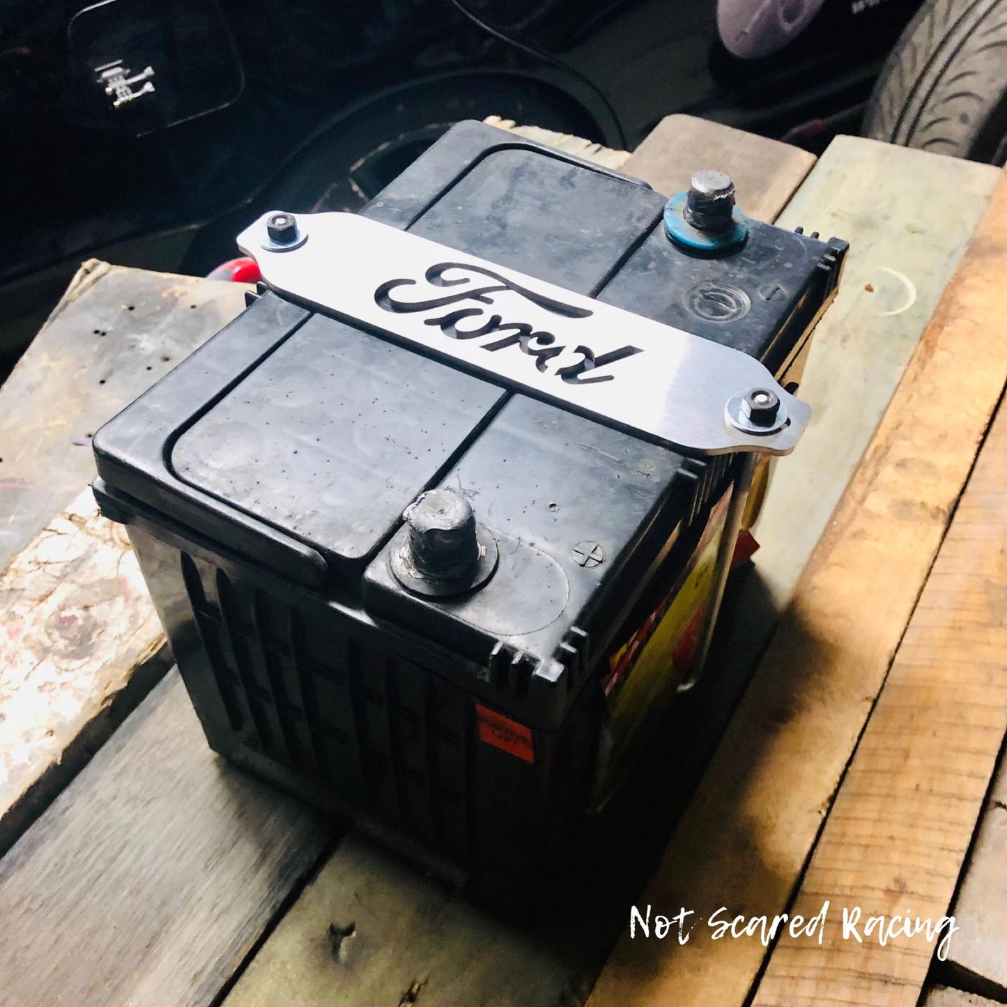 Universal Battery Tie Down Bar